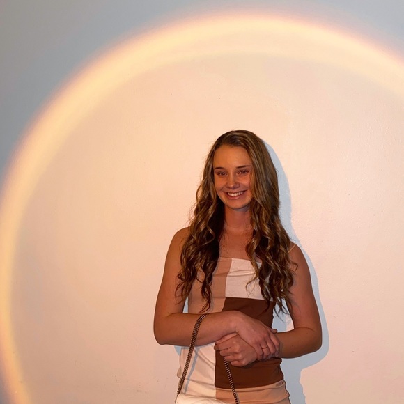 Meet your Posher, Erica - Picture 1 of 1